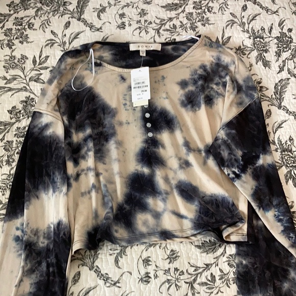 Tye dye long sleeve top, new with tags - Picture 1 of 1